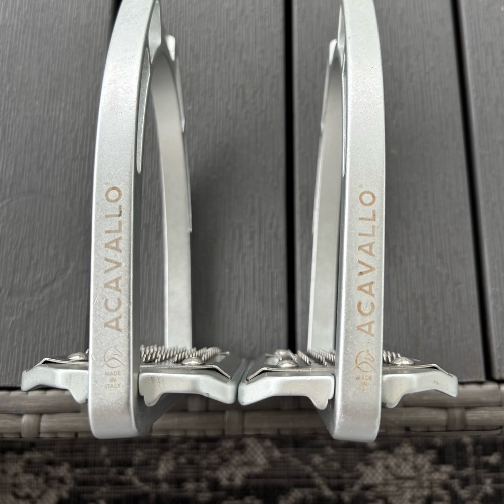 Acavallo Evolution AluPro stirrups 4.75”